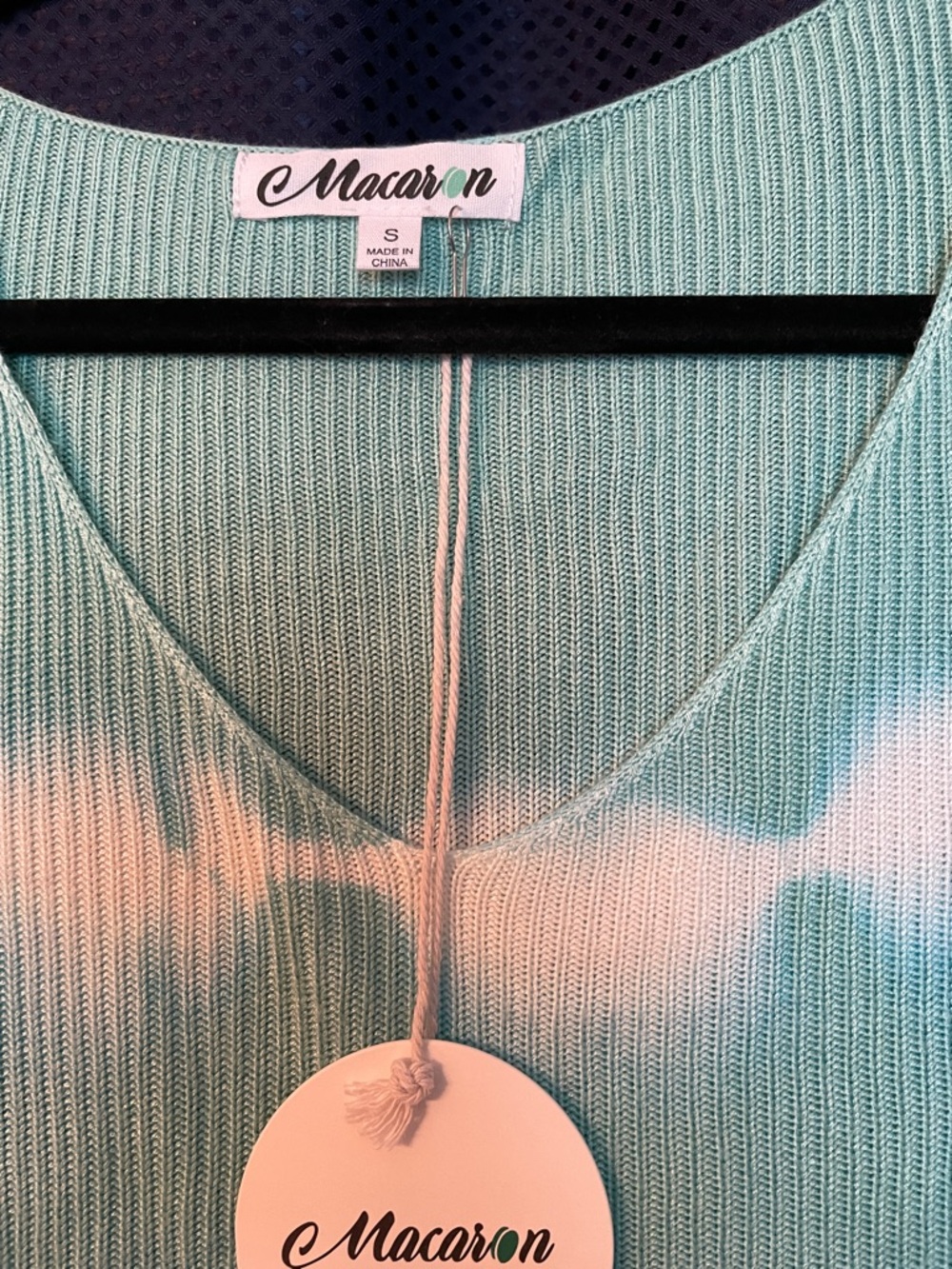 MACARON Aqua and White Ribbed V-Neck Top - Picture 4 of 16